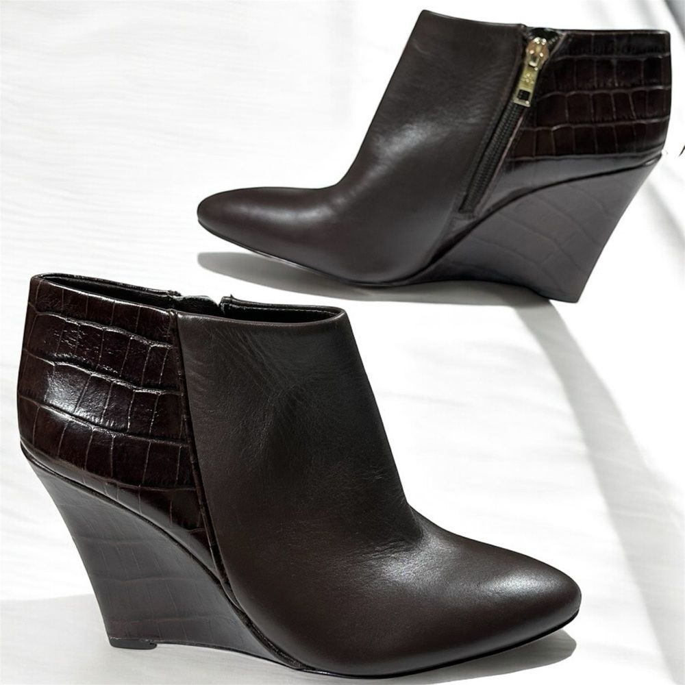 Ann Taylor Lottie Bootie Shoes 6,5 Dark Brown Croc Leather Wedge Heel Side Zip
